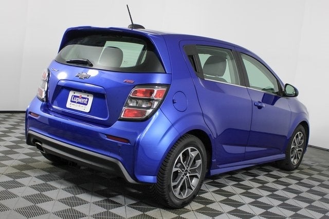 Used 2019 Chevrolet Sonic LT with VIN 1G1JD6SB2K4120882 for sale in Brooklyn Park, Minnesota