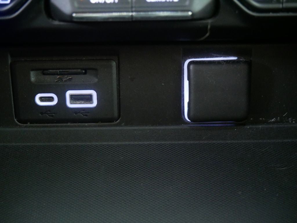 2021 Chevrolet Tahoe High Country DELUXE