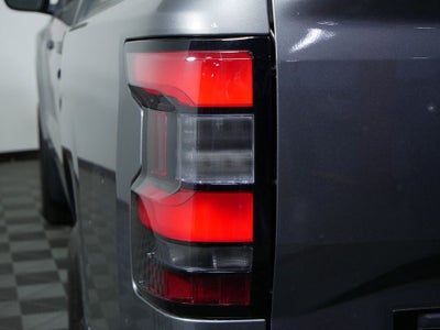 2026 Nissan Frontier SV Dark Armor