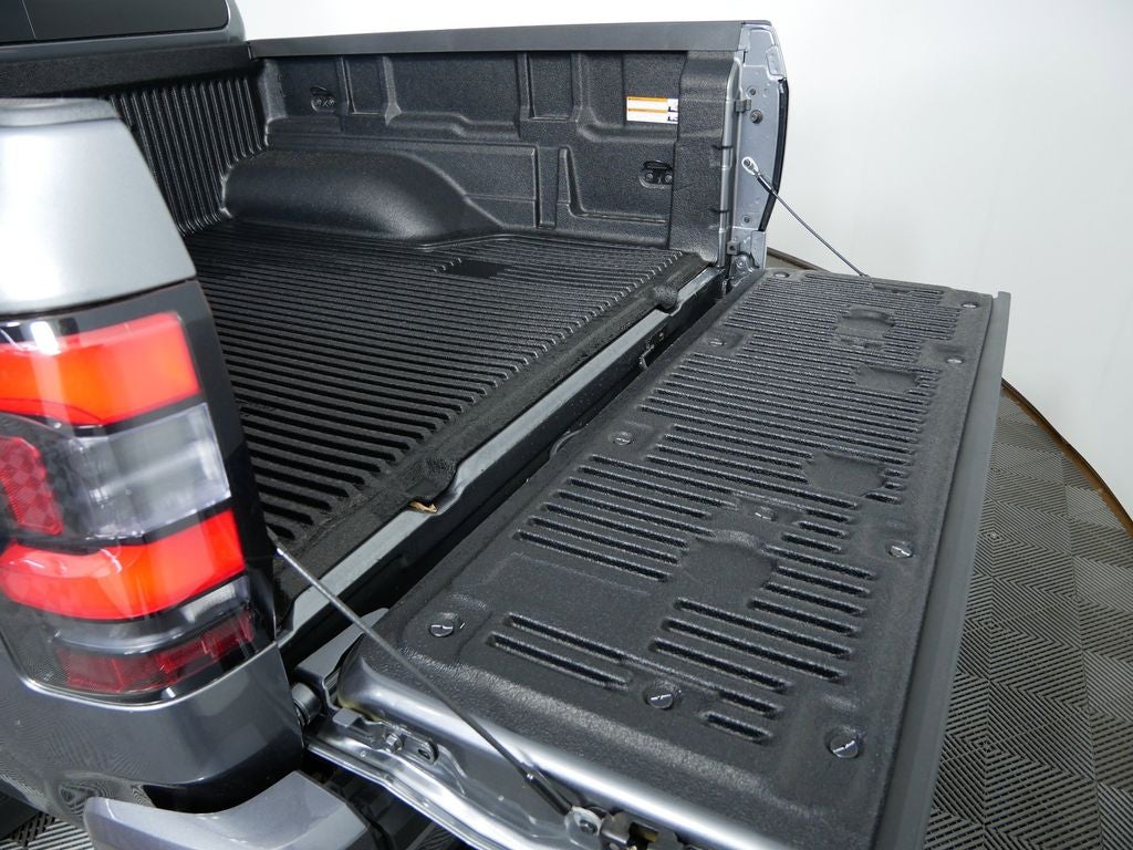 2026 Nissan Frontier SV Dark Armor