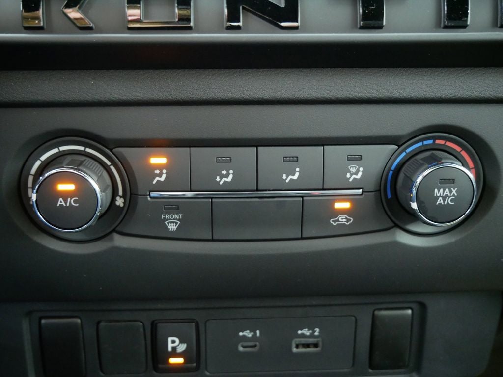 2026 Nissan Frontier SV Dark Armor