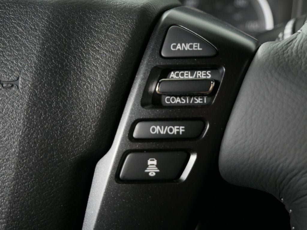 2026 Nissan Frontier SV Dark Armor