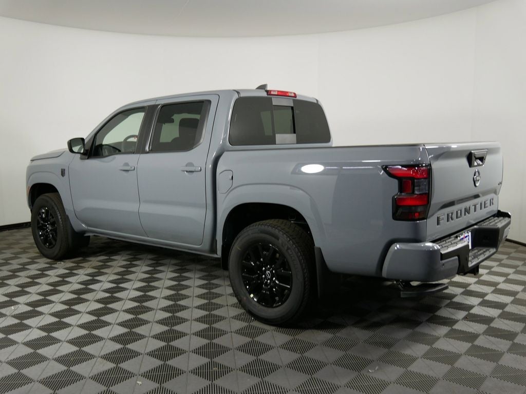 2026 Nissan Frontier SV Dark Armor