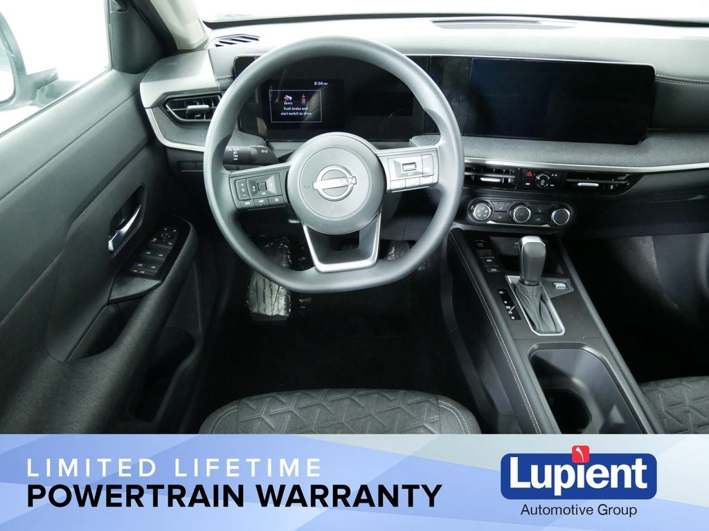 2025 Nissan Kicks SV Premium