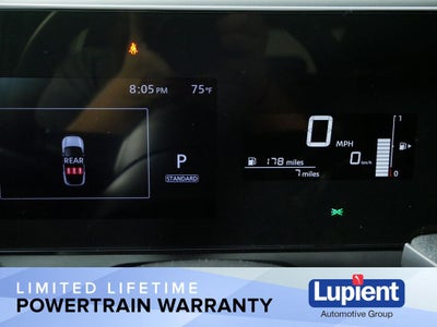 2025 Nissan Kicks SV Premium