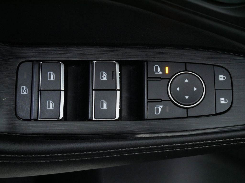 2022 Nissan Rogue SL Premium Package