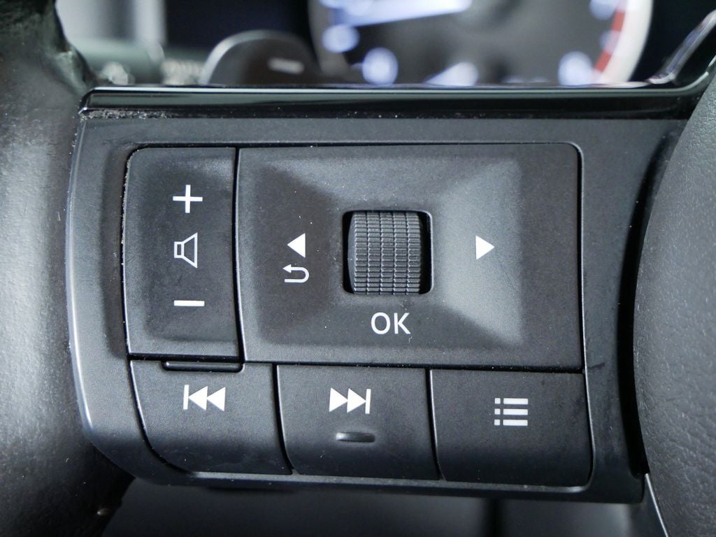 2022 Nissan Rogue SL Premium Package