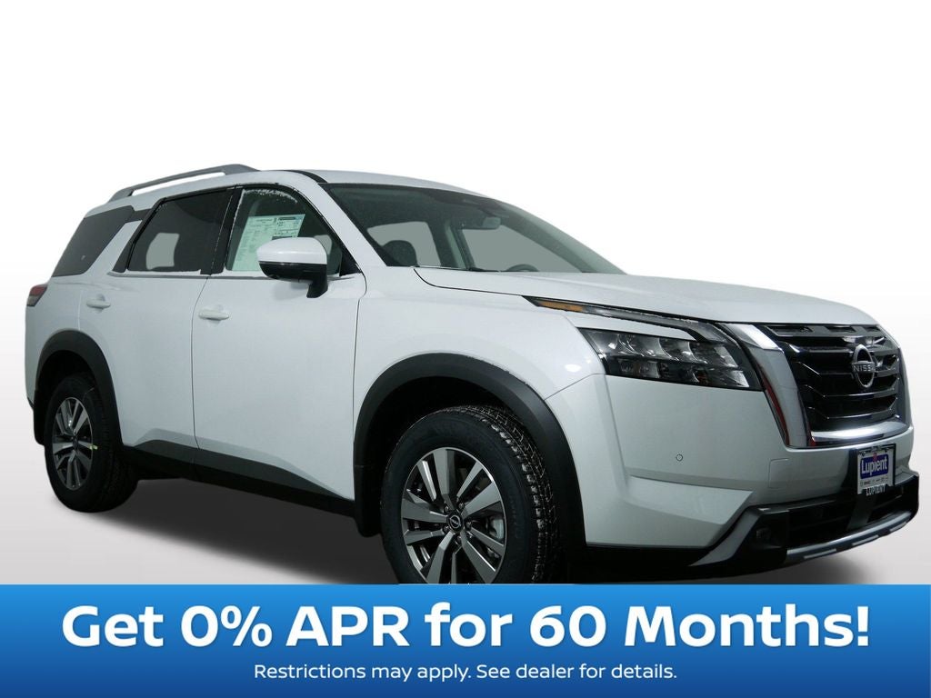2025 Nissan Pathfinder SL