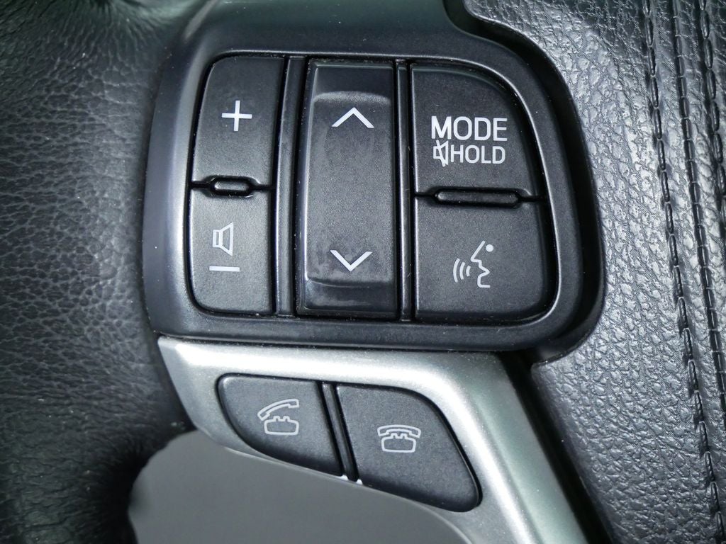 2017 Toyota Sienna XLE 7 Passenger