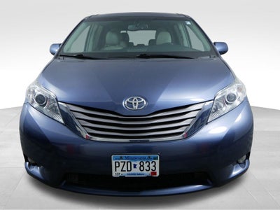 2017 Toyota Sienna XLE 7 Passenger