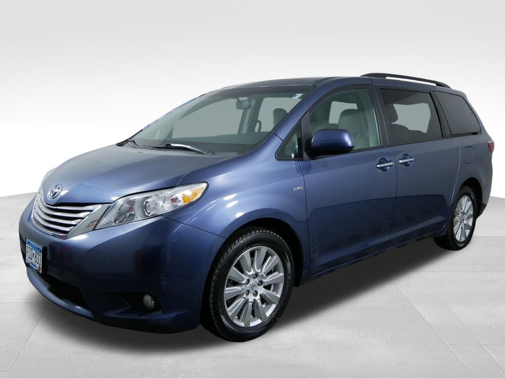 2017 Toyota Sienna XLE 7 Passenger