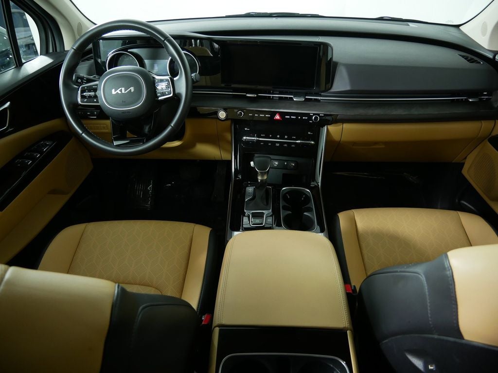 2024 Kia Carnival EX