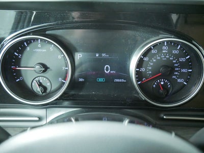 2024 Kia Carnival EX