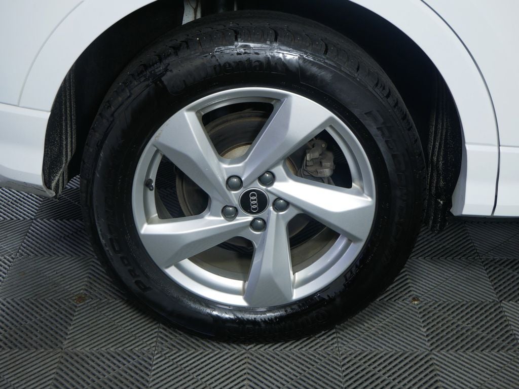 2022 Audi Q3 Premium quattro