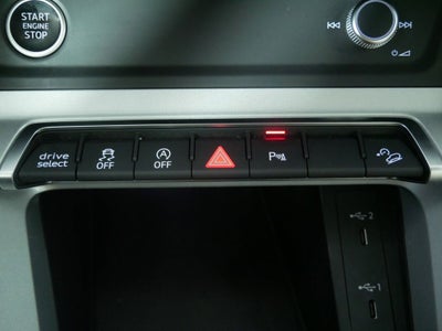 2022 Audi Q3 Premium quattro