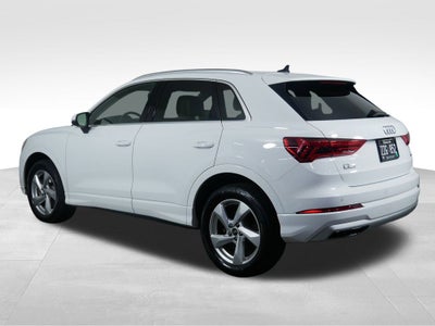 2022 Audi Q3 Premium quattro