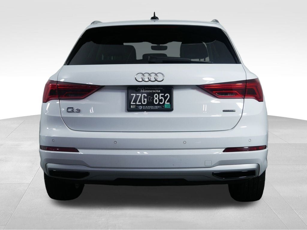 2022 Audi Q3 Premium quattro