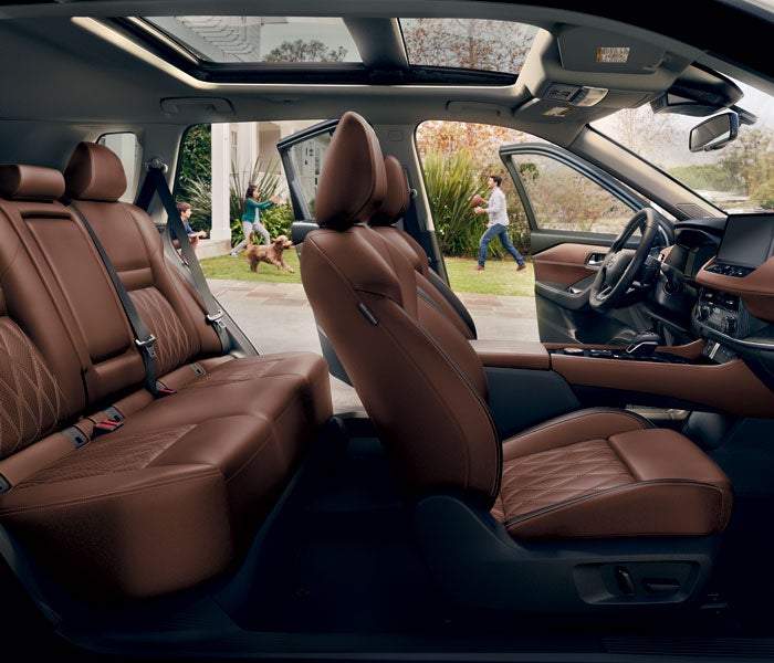 Lupient Nissan in Brooklyn Park MN