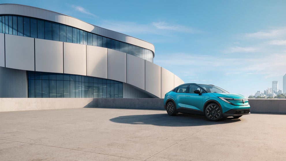 Nissan Leaf Lupient Nissan in Brooklyn Park MN