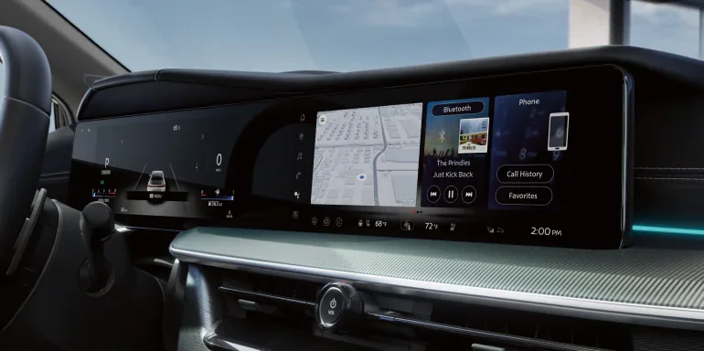 Lupient Nissan in Brooklyn Park MN