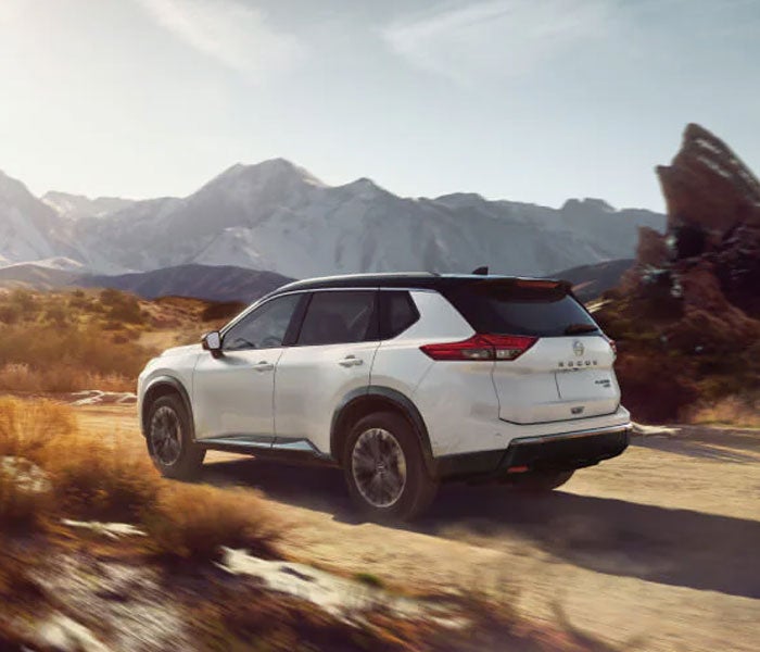 Lupient Nissan in Brooklyn Park MN