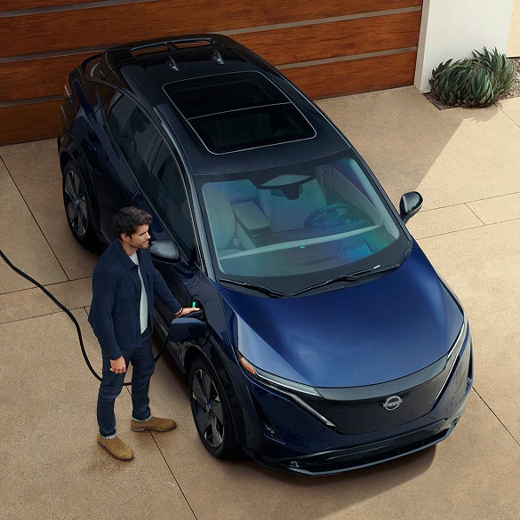 Lupient Nissan in Brooklyn Park MN