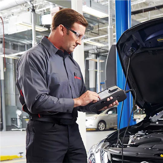 Lupient Nissan in Brooklyn Park MN